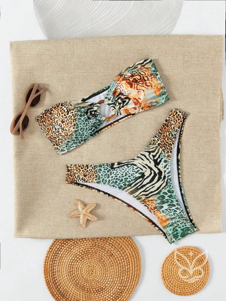 Biquíni Tomara Que Caia Animal Print Com Argola Central Biquíni Tomara Que Caia Animal Print Com Argola Central