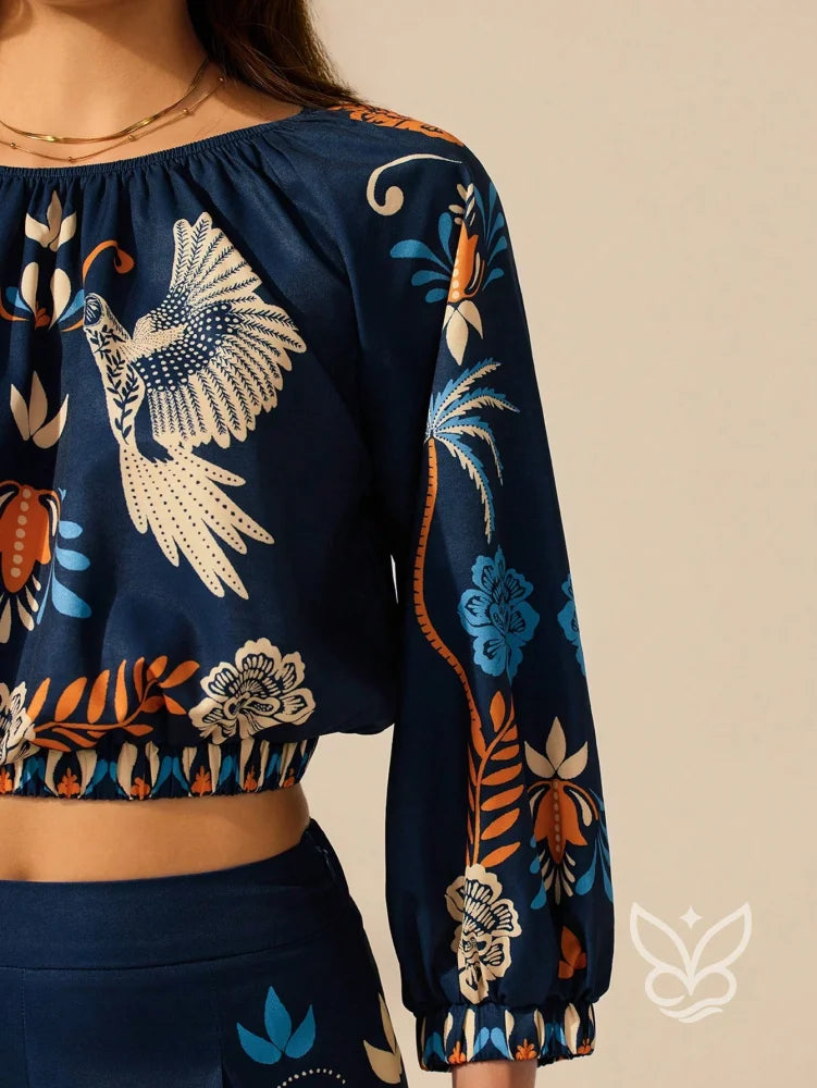 Blusa Boho Cropped com Estampa Étnica e Manga 3/4 Bufante Blusa Boho Cropped com Estampa Étnica e Manga 3/4 Bufante