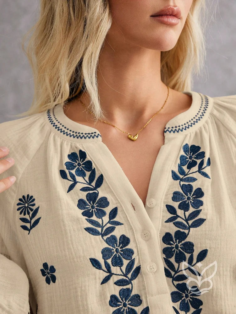 Blusa Boho de Algodão com Bordado Azul e Manga Longa Blusa Boho de Algodão com Bordado Azul e Manga Longa