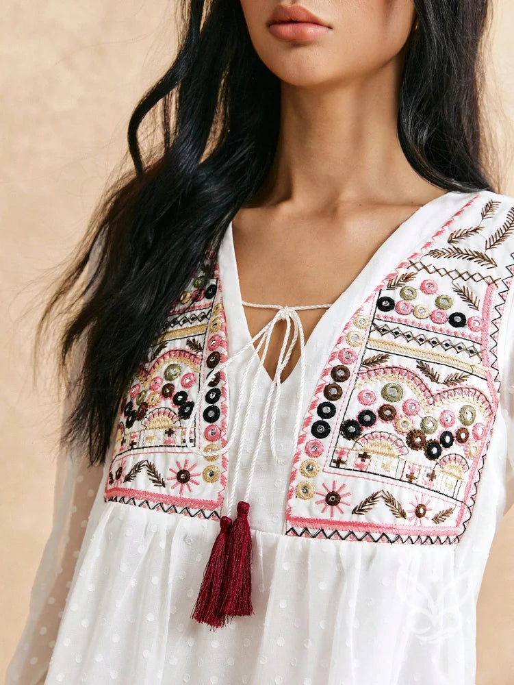 Blusa Bordada Com Transparência E Mangas Bufantes Blusa Bordada Com Transparência E Mangas Bufantes