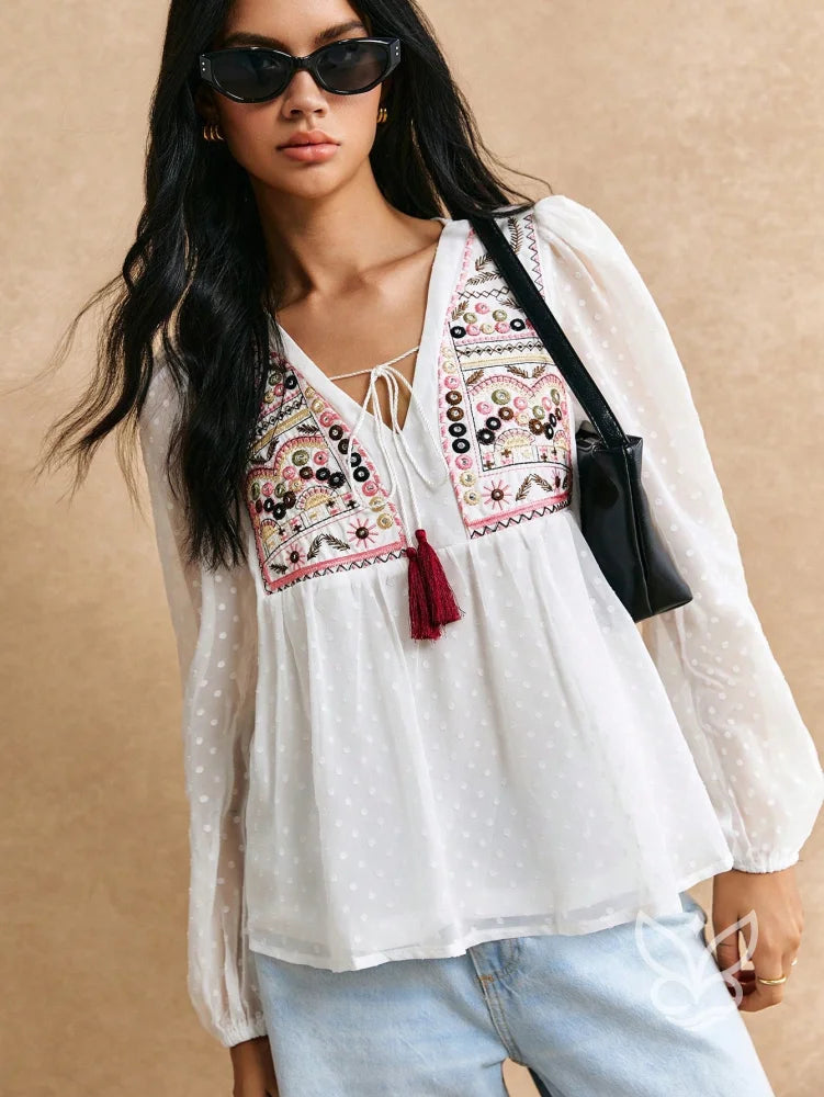 Blusa Bordada Com Transparência E Mangas Bufantes Blusa Bordada Com Transparência E Mangas Bufantes