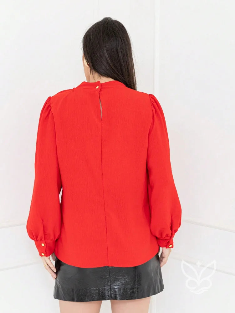 Blusa com Gola Alta e Manga Longa Elegante Blusa com Gola Alta e Manga Longa Elegante
