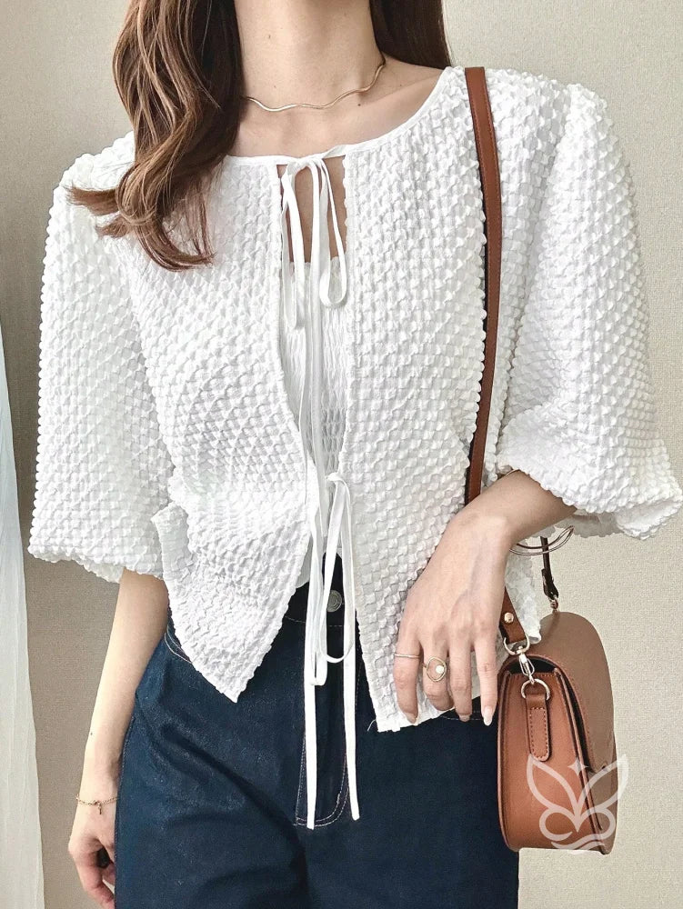 Blusa Com Textura Em Tricô E Amarração Frontal Blusa Com Textura Em Tricô E Amarração Frontal