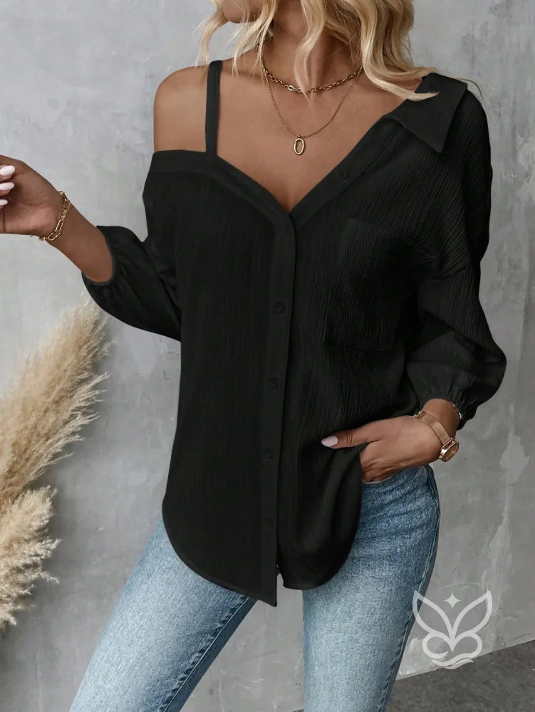 Blusa de Botão com Caimento Solto e Alça Fina Blusa de Botão com Caimento Solto e Alça Fina