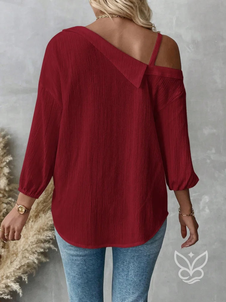 Blusa de Botão com Caimento Solto e Alça Fina Blusa de Botão com Caimento Solto e Alça Fina