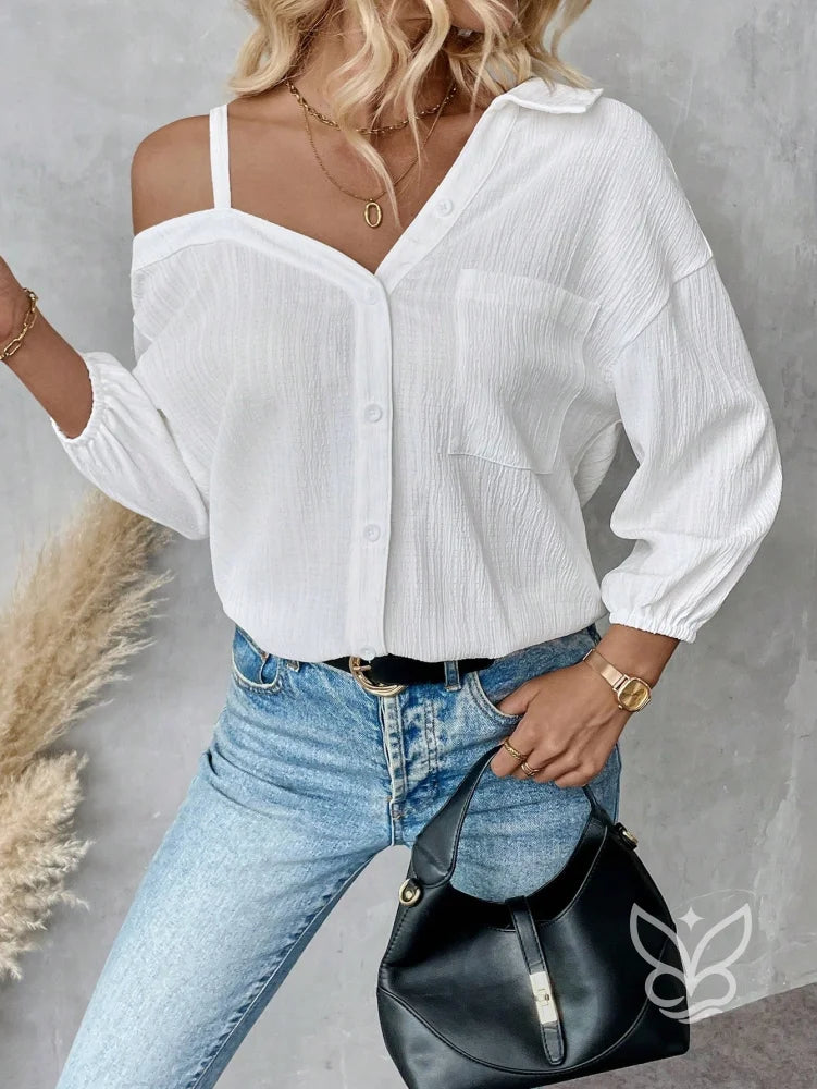 Blusa de Botão com Caimento Solto e Alça Fina Blusa de Botão com Caimento Solto e Alça Fina