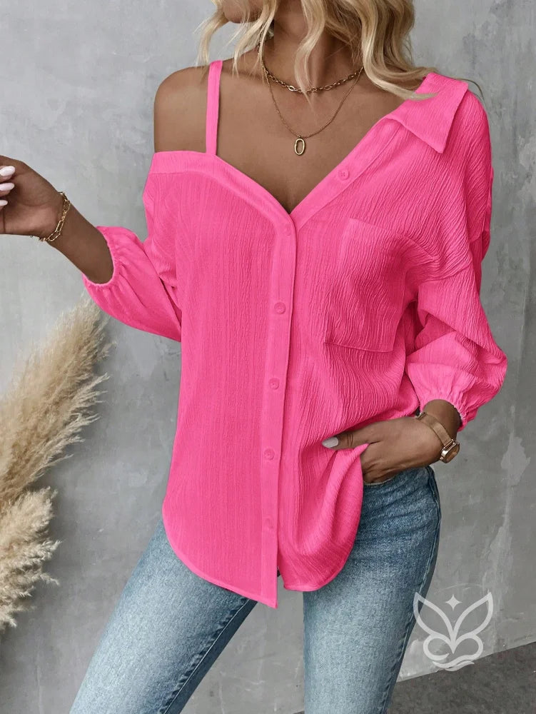 Blusa de Botão com Caimento Solto e Alça Fina Blusa de Botão com Caimento Solto e Alça Fina