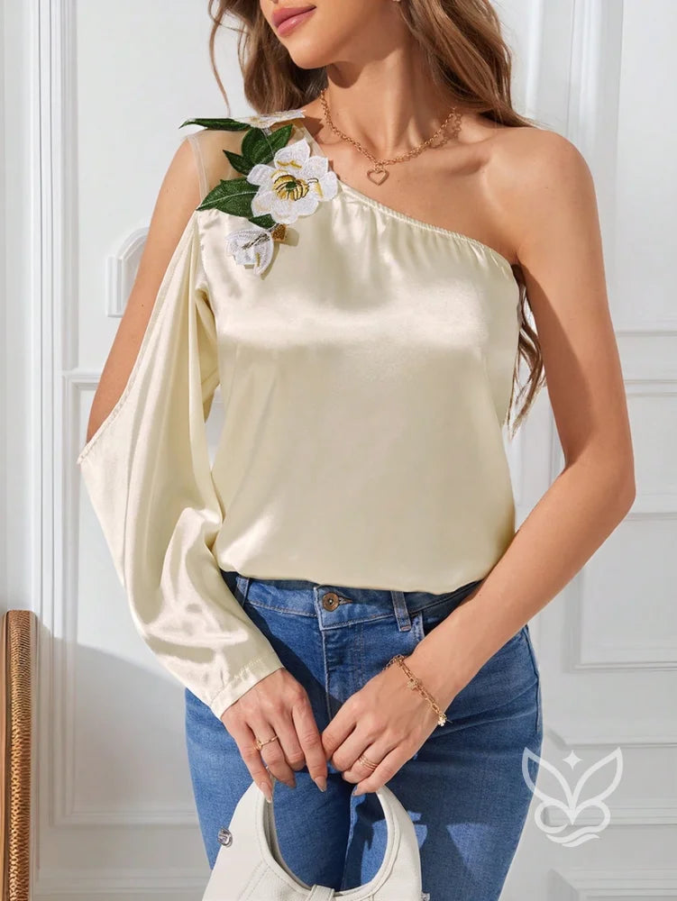 Blusa De Um Ombro Só Em Cetim Com Flor Aplicada Champanhe / PP Blusa De Um Ombro Só Em Cetim Com Flor Aplicada
