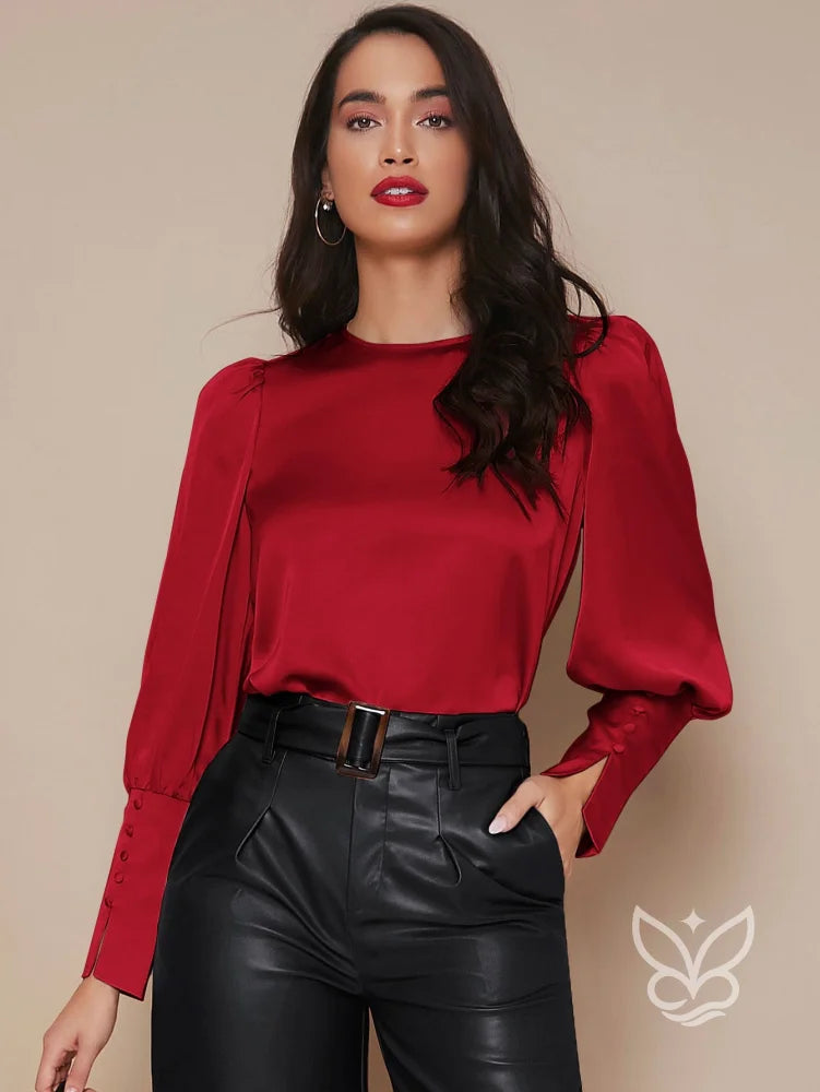 Blusa Em Cetim Com Manga Longa E Caimento Elegante Blusa Em Cetim Com Manga Longa E Caimento Elegante