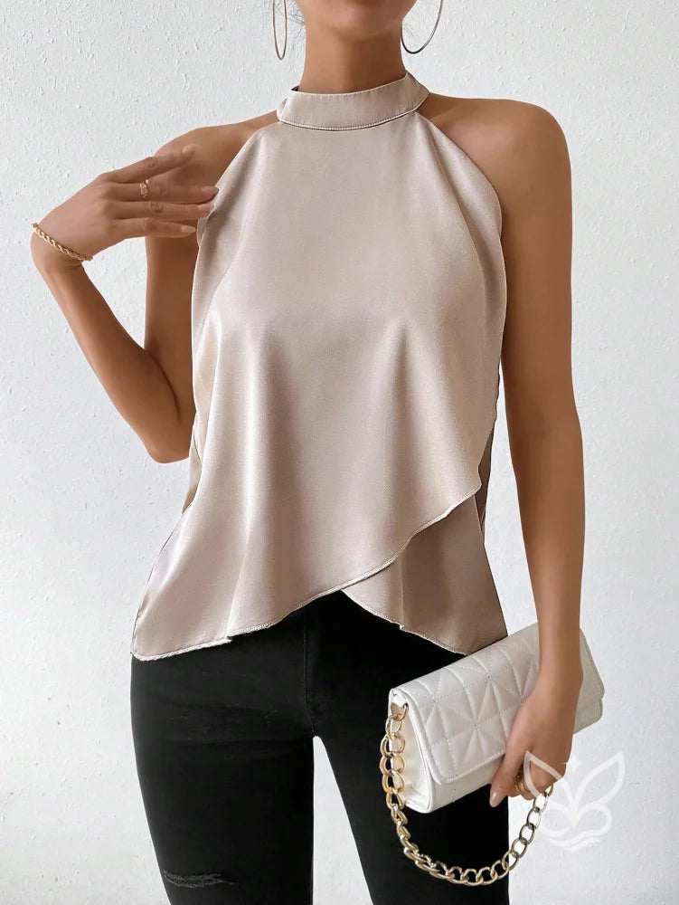 Blusa Frente Única Em Cetim Com Barra Assimétrica Blusa Frente Única Em Cetim Com Barra Assimétrica