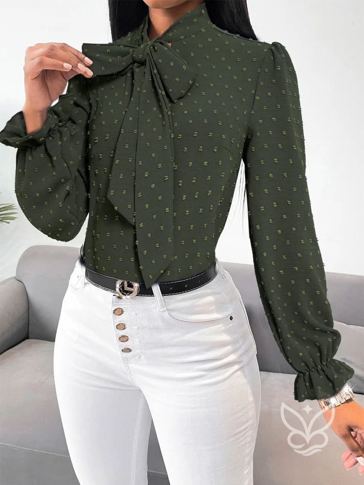 Blusa Manga Longa Com Gola Laço E Detalhes Plissados Blusa Manga Longa Com Gola Laço E Detalhes Plissados