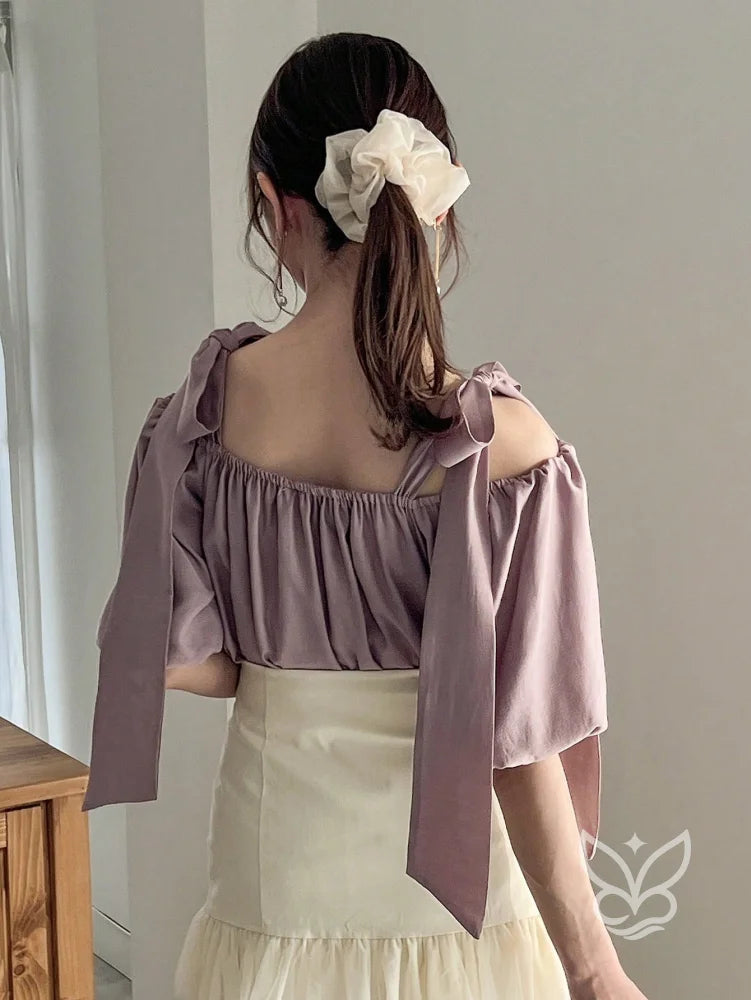 Blusa Ombro Caído Com Amarração E Caimento Fluido Blusa Ombro Caído Com Amarração E Caimento Fluido