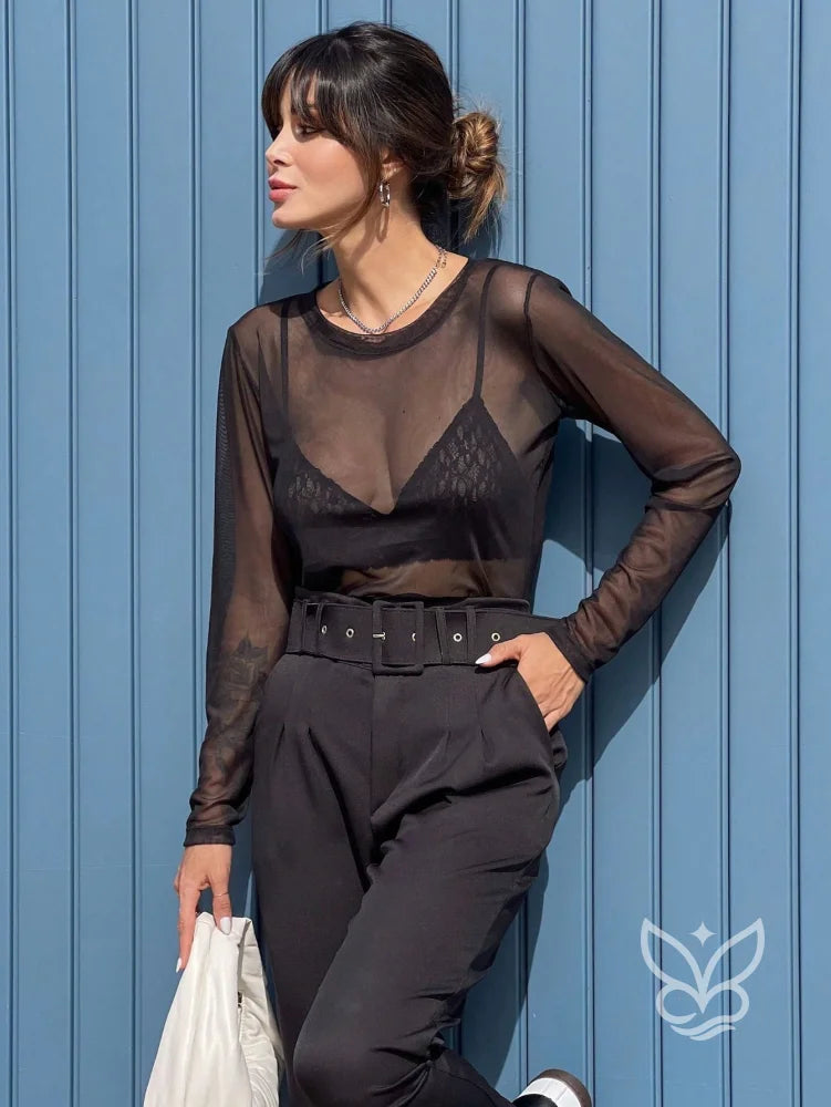 Blusa Tule Com Manga Longa E Decote Redondo Blusa Tule Com Manga Longa E Decote Redondo