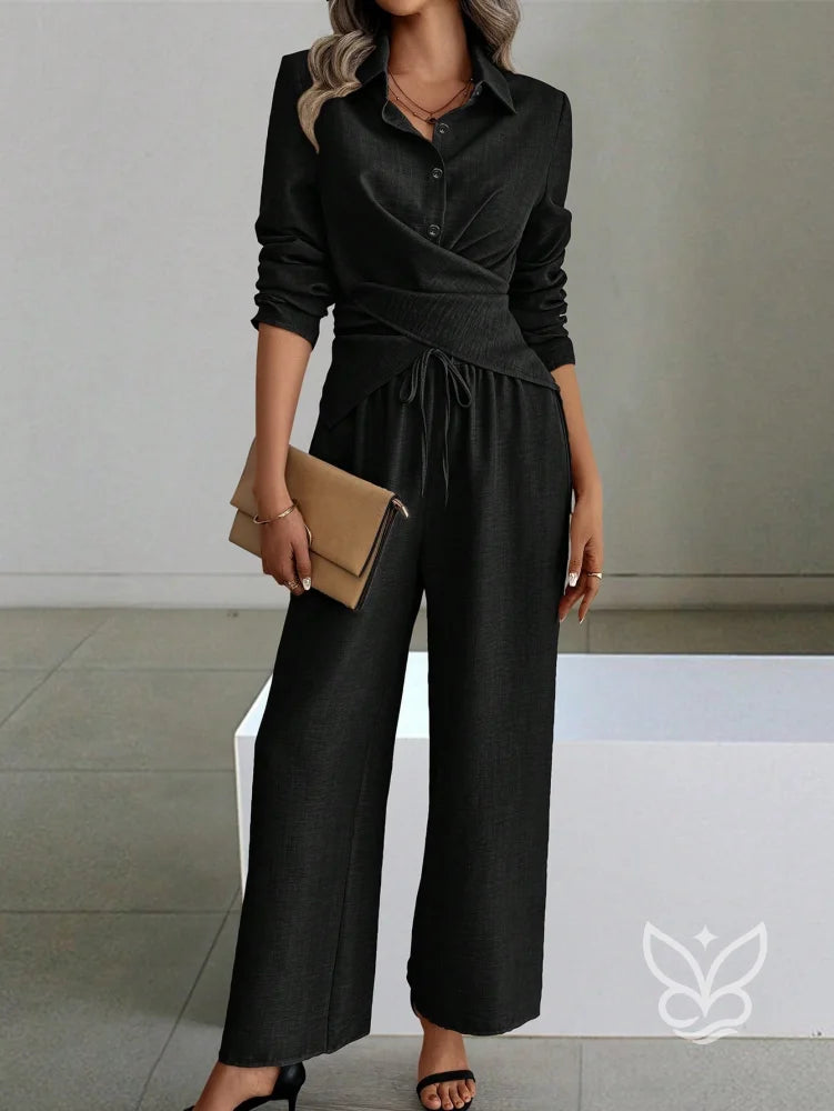 Conjunto Alfaiataria Com Camisa Transpassada E Calça Pantalona Conjunto Alfaiataria Com Camisa Transpassada E Calça