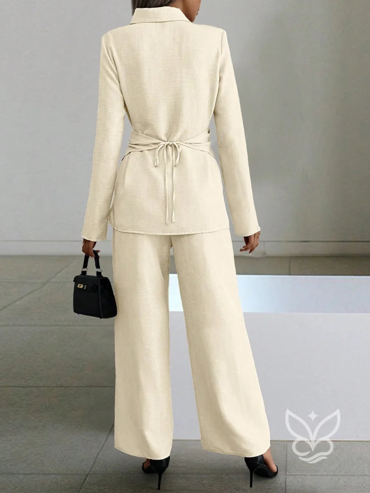 Conjunto Alfaiataria Com Camisa Transpassada E Calça Pantalona Conjunto Alfaiataria Com Camisa Transpassada E Calça