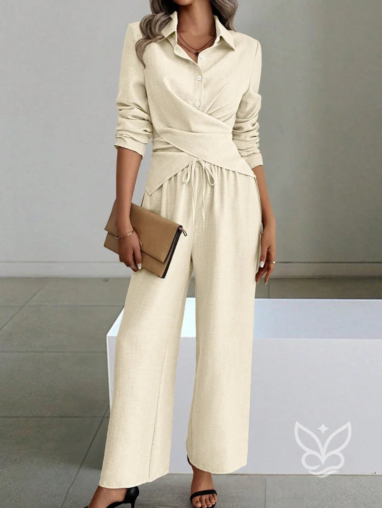 Conjunto Alfaiataria Com Camisa Transpassada E Calça Pantalona Conjunto Alfaiataria Com Camisa Transpassada E Calça