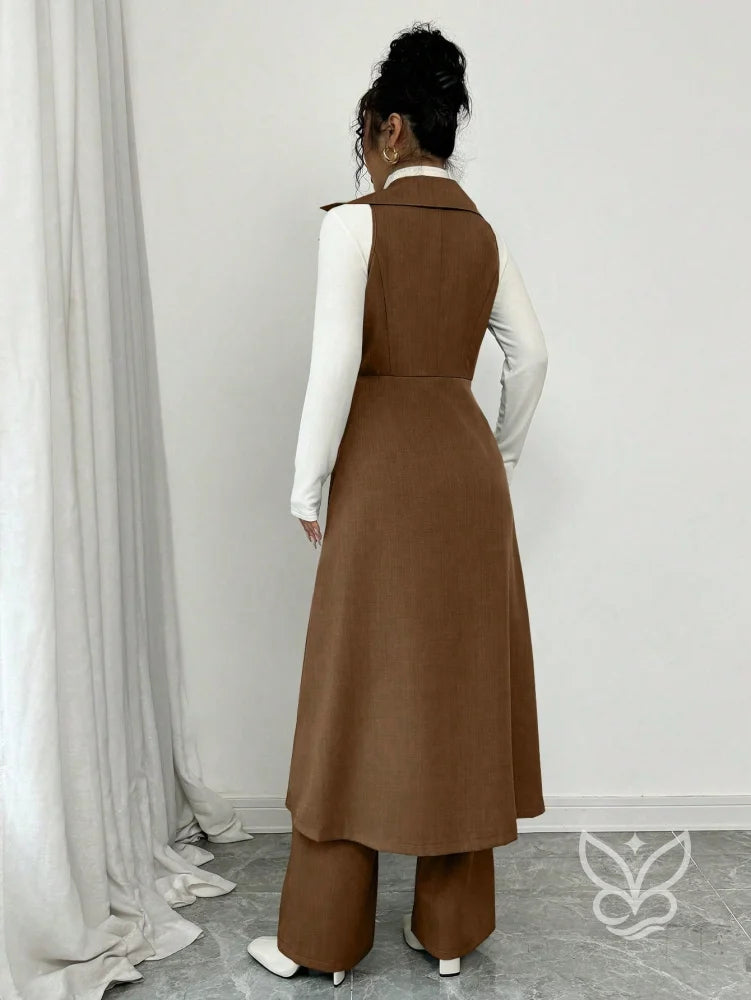Conjunto Alfaiataria Com Colete Alongado E Calça Pantalona Conjunto Alfaiataria Com Cropped Manga Bufante E Saia Curta