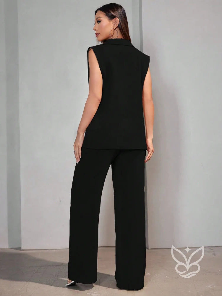 Conjunto Alfaiataria Com Colete Sem Manga E Calça Pantalona Conjunto Alfaiataria Com Colete Sem Manga E Calça Pantalona