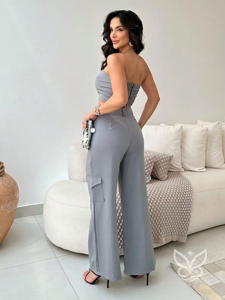 Conjunto Alfaiataria Com Top Tomara Que Caia E Calça Pantalona Flare Conjunto Alfaiataria Com Top Tomara Que Caia E