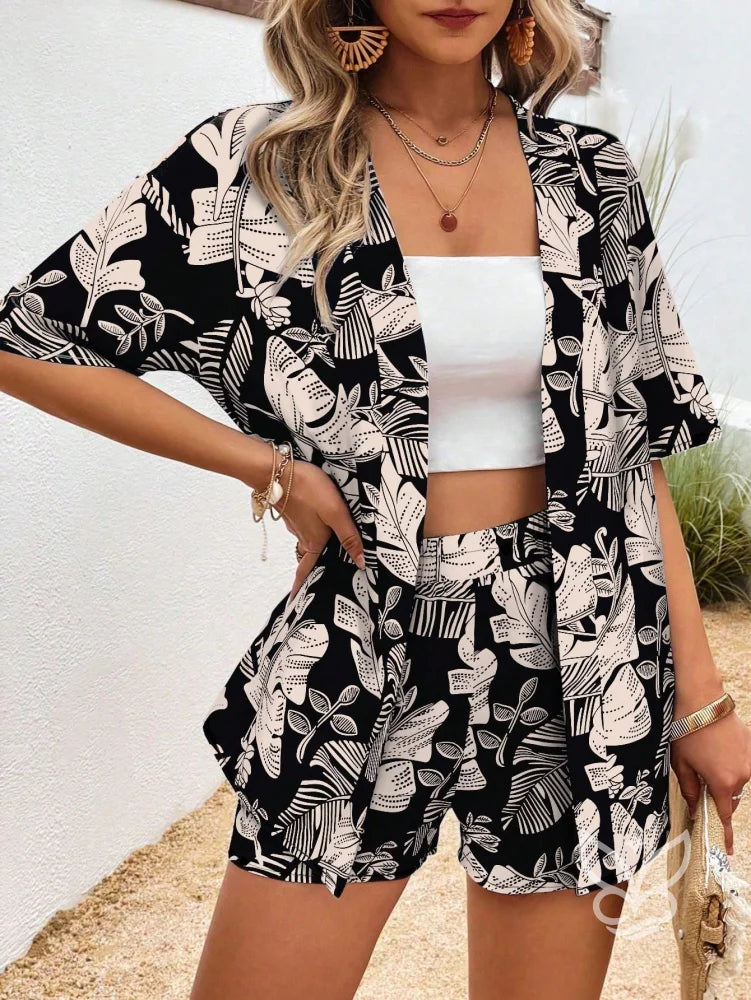 Conjunto Blusa Estampada e Short Charmoso Conjunto Blusa Estampada e Short Charmoso