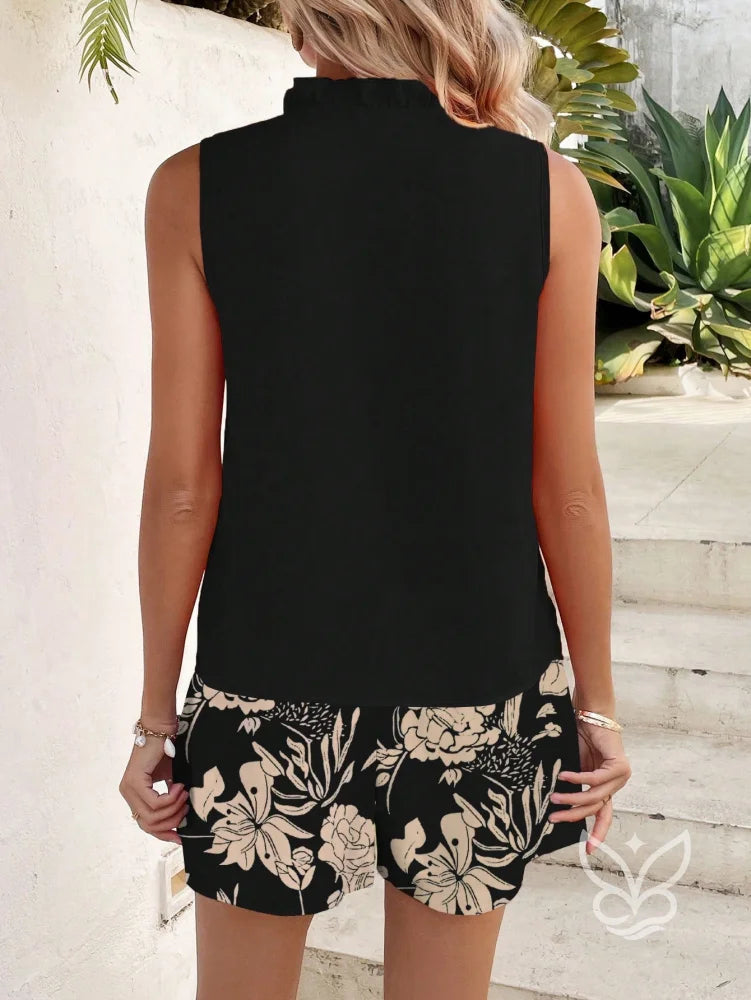 Conjunto Boho Com Regata De Decote V E Shorts Estampado Floral Conjunto Boho Com Regata De Decote V E Shorts Estampado