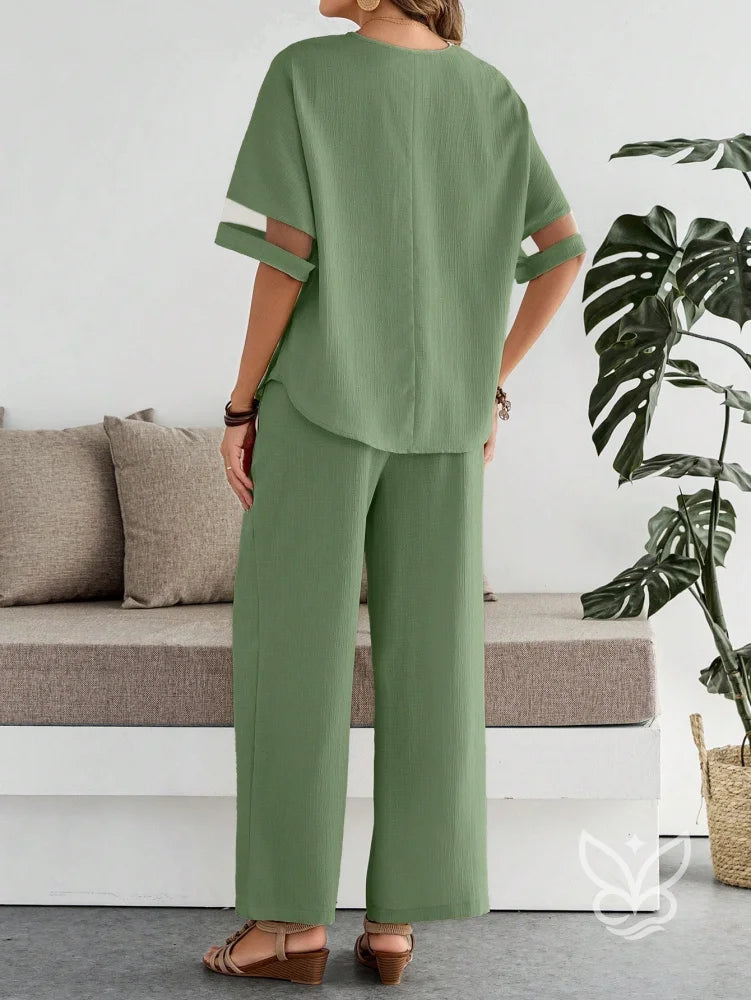 Conjunto Casual Com Blusa De Decote V E Calça Reta Sofisticada Conjunto Casual Com Blusa De Decote V E Calça Reta
