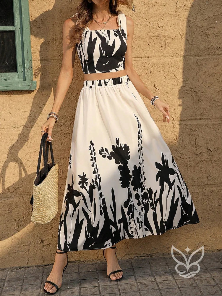 Conjunto Co-ord Estampado Com Cropped E Saia Longa Evasê Conjunto Co-ord Estampado Com Cropped E Saia Longa Evasê