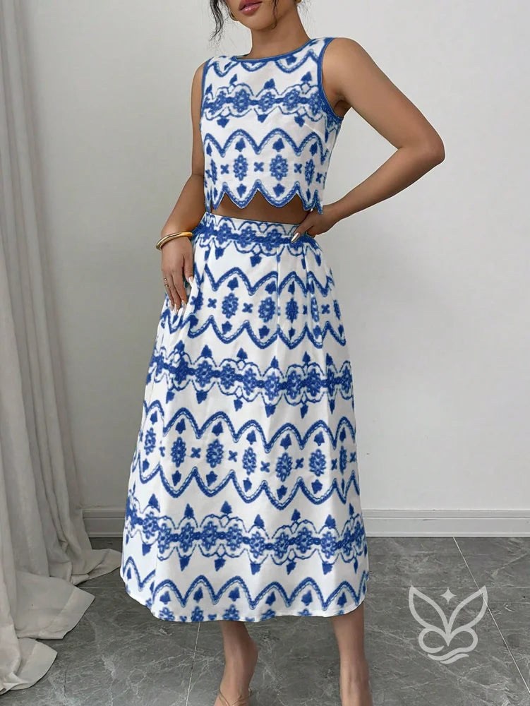 Conjunto Co-ord Estampado Com Cropped E Saia Midi Evasê Conjunto Co-ord Estampado Com Cropped E Saia Midi Evasê