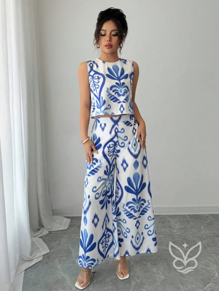 Conjunto Co-ord Estampado Com Regata E Calça Pantalona Flare Conjunto Co-ord Estampado Com Regata E Calça Pantalona