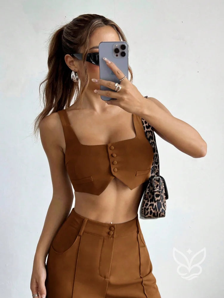 Conjunto Colete Alças Grossas Botões Frontais E Calça Pantalona Conjunto Colete Alças Grossas Botões Frontais E Calça