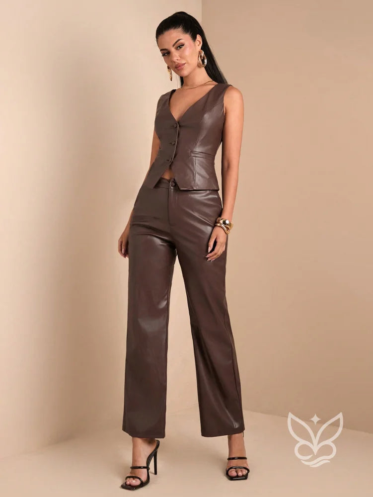 Conjunto Colete Com Botões E Calça Couro Sintético Conjunto Colete Com Botões E Calça Couro Sintético