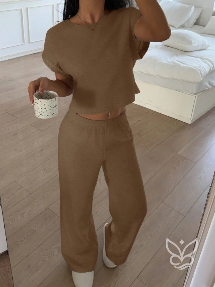 Conjunto Conforto Com Calça Larga E Cropped De Malha Café / PP Conjunto Conforto Com Calça Larga E Cropped De Malha