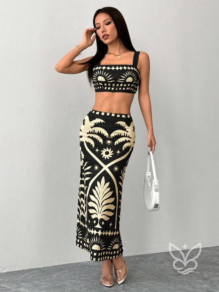 Conjunto Cropped Cami Estampado Tropical E Saia Maxi Ajustada Preto / PP Conjunto Cropped Cami Estampado Tropical E
