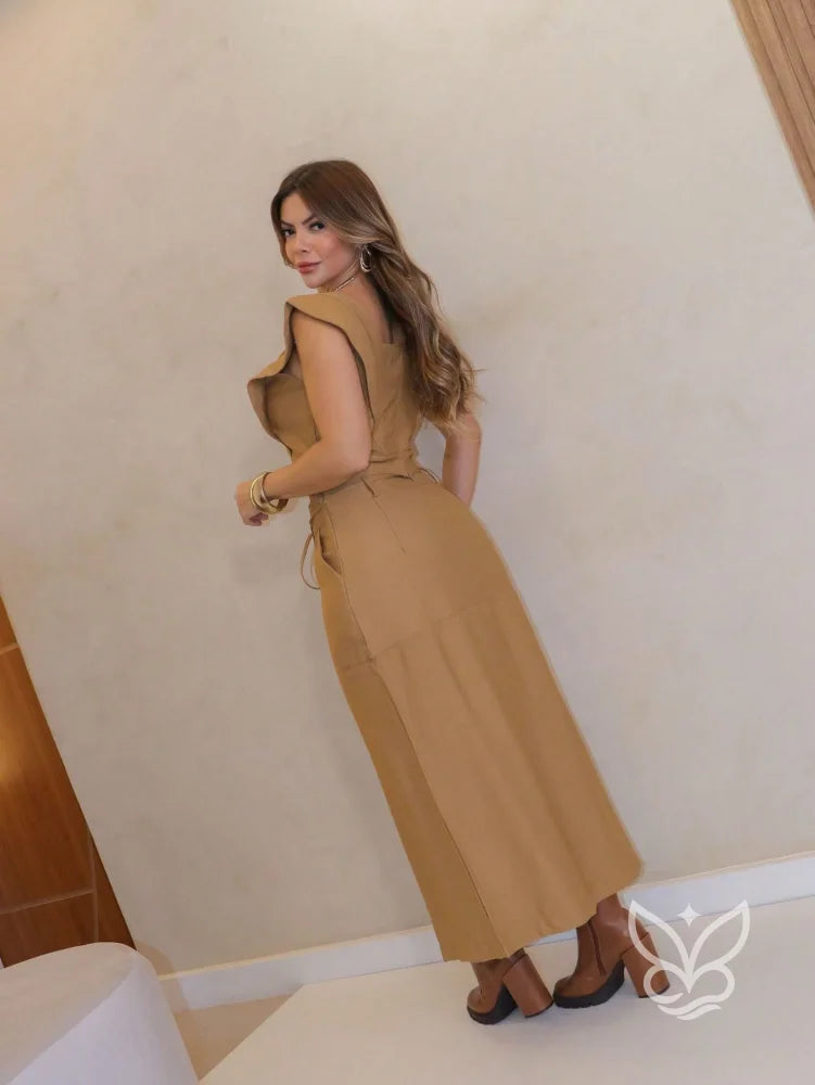 Conjunto Cropped Com Babados E Saia Midi Fenda Conjunto Cropped Com Babados E Saia Midi Fenda