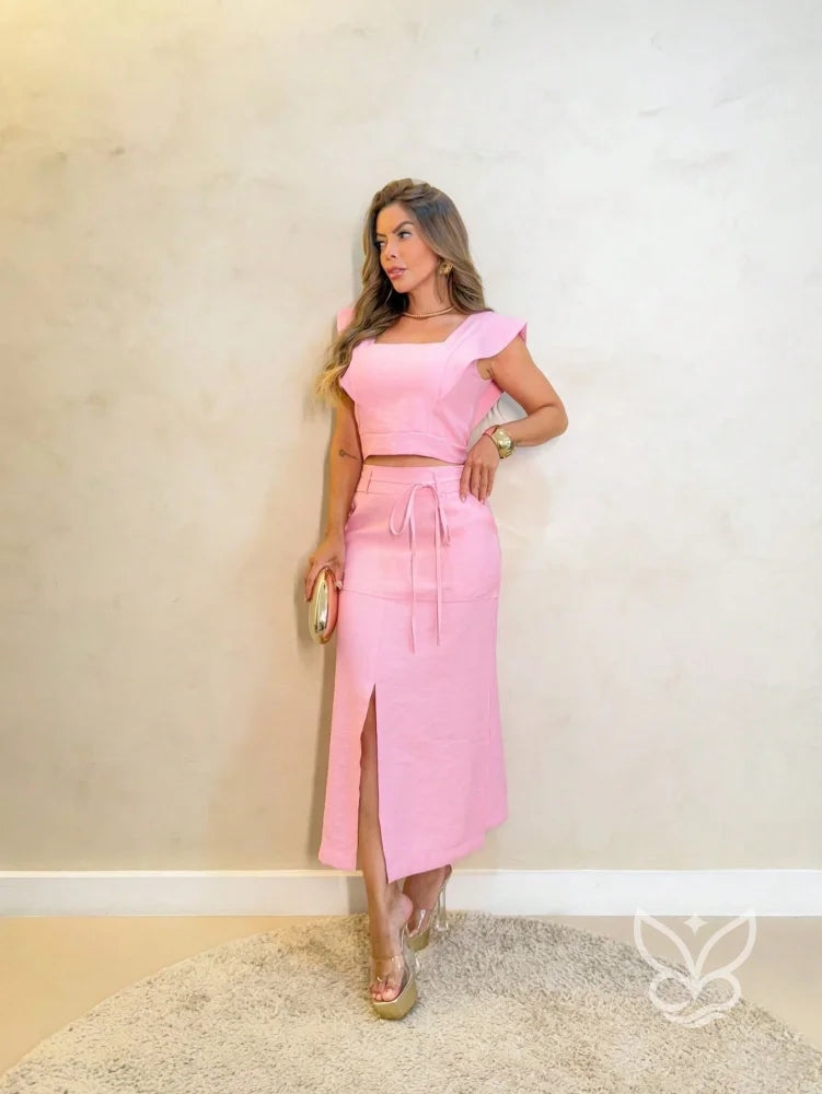 Conjunto Cropped Com Babados E Saia Midi Fenda Rosa Bebê / PP Conjunto Cropped Com Babados E Saia Midi Fenda