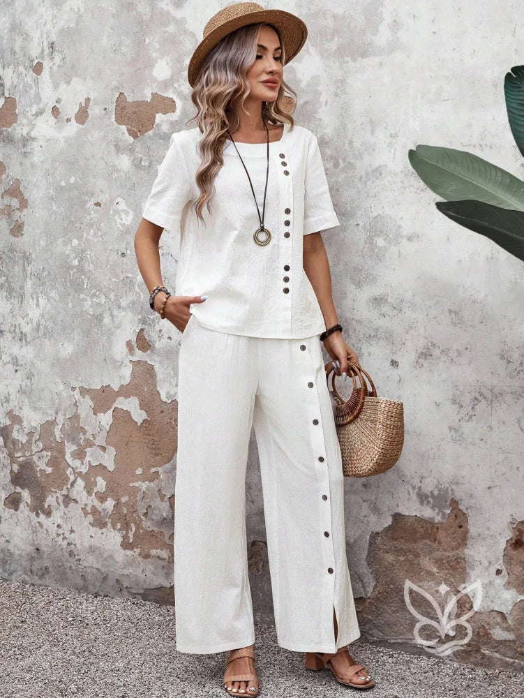 Conjunto Em Algodão Com Blusa Reta E Calça De Botões Laterais Conjunto Em Algodão Com Blusa Reta E Calça De Botões
