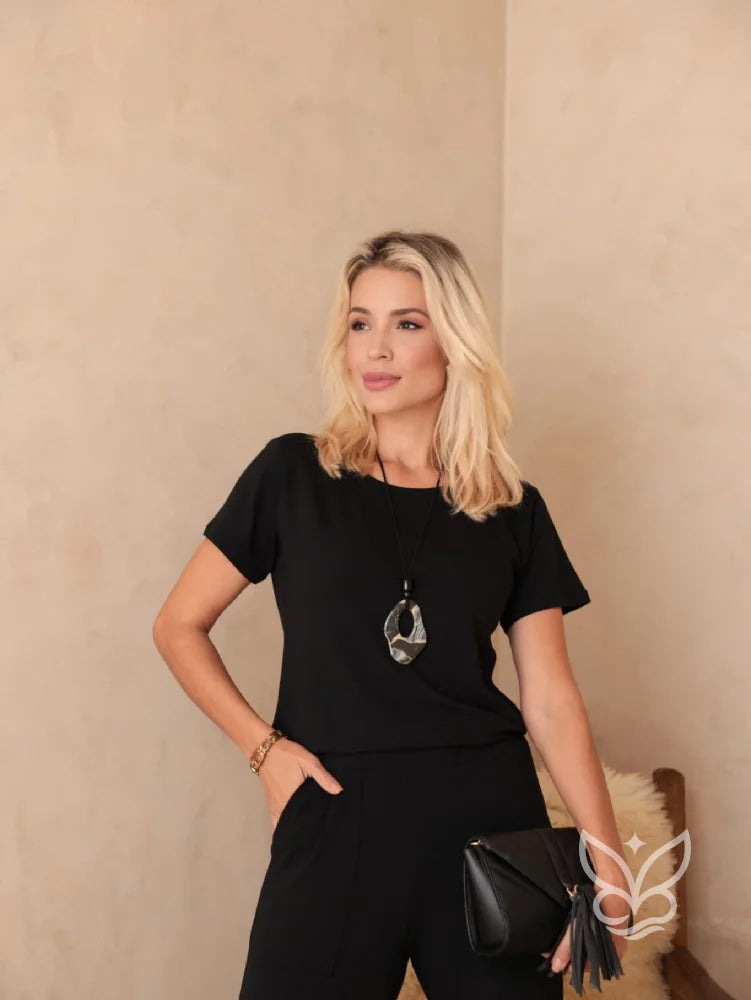 Conjunto Loungewear Com Blusa Básica E Calça De Malha Conjunto Loungewear Com Blusa Básica E Calça De Malha