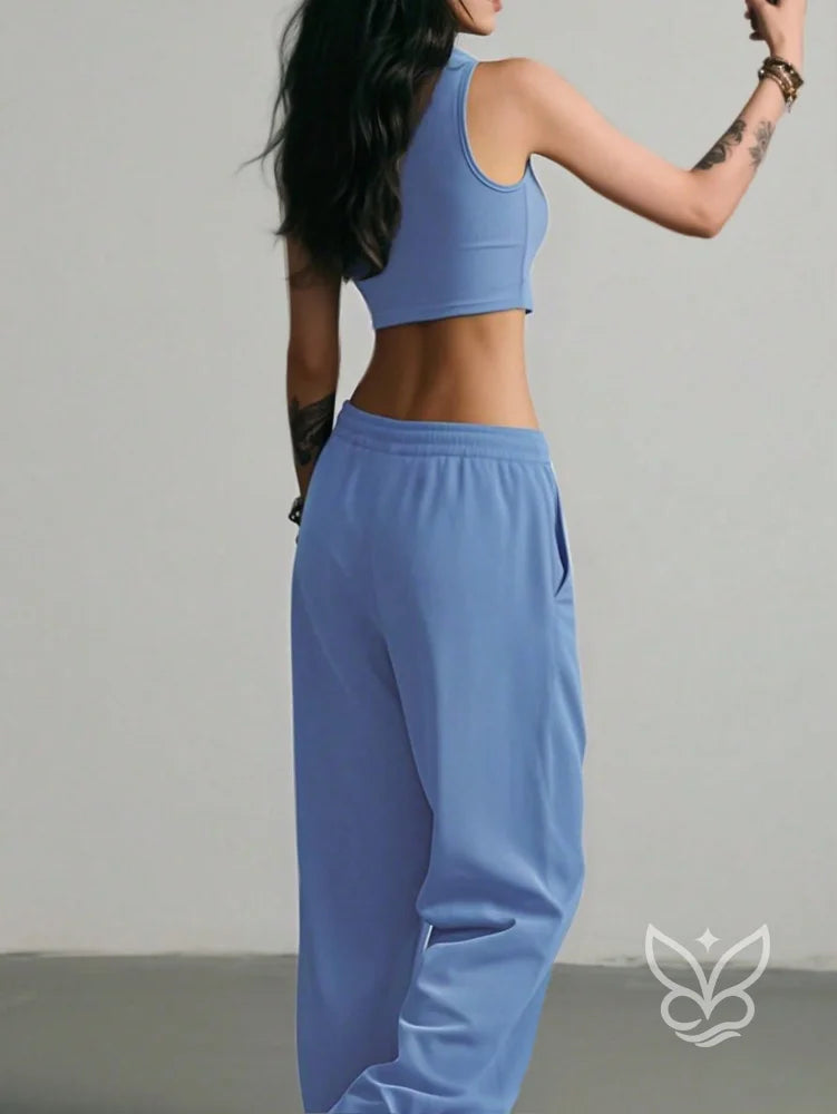Conjunto Top Cropped Com Alça Única E Calça Jogger Conjunto Top Cropped Com Alça Única E Calça Jogger