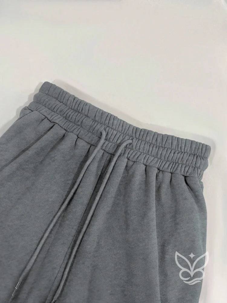 Conjunto Top Cropped Com Alça Única E Calça Jogger Conjunto Top Cropped Com Alça Única E Calça Jogger