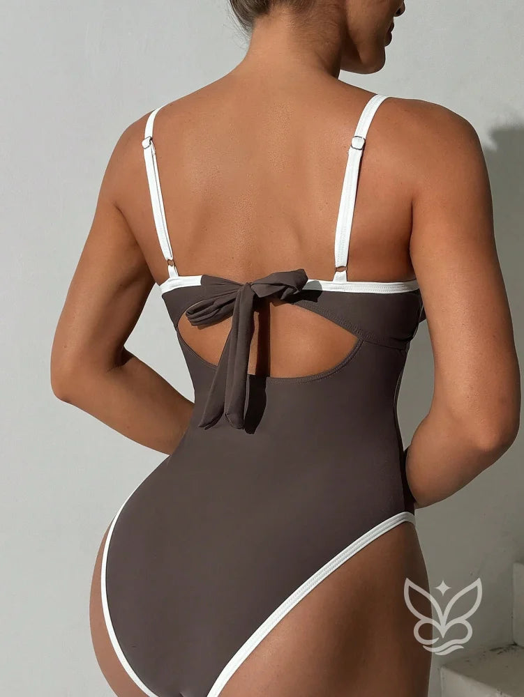 Maiô Modelador Com Bojo E Detalhes Contrastantes Maiô Modelador Com Bojo E Detalhes Contrastantes