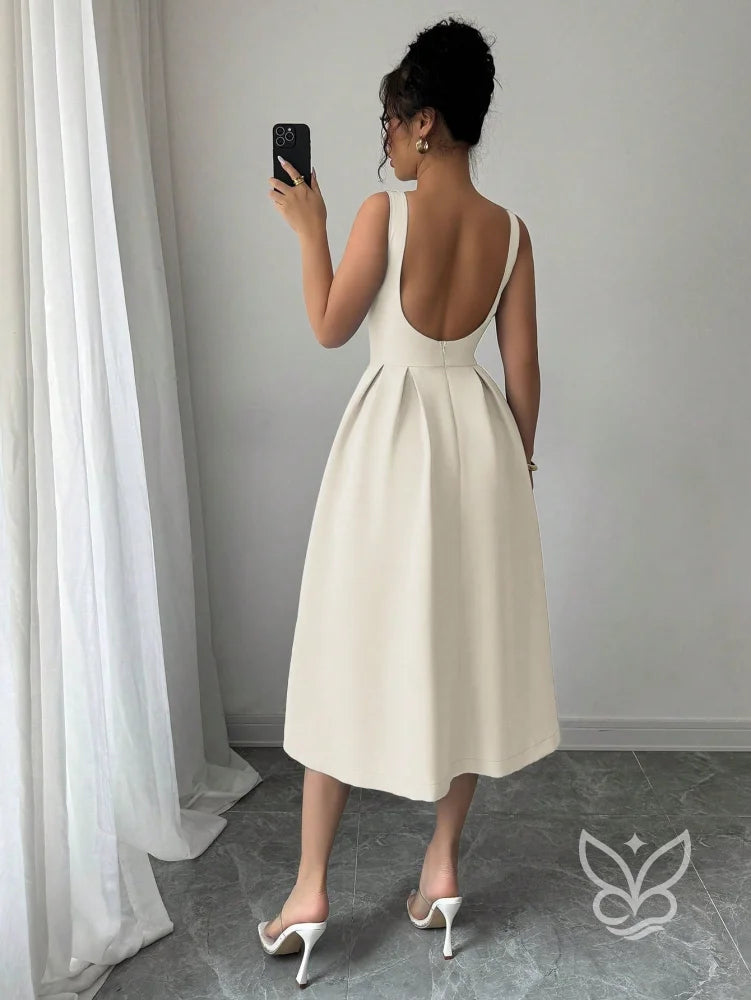 Vestido A-Line Midi Com Alças Largas E Caimento Nobre Vestido A-Line Midi Com Alças Largas E Caimento Nobre