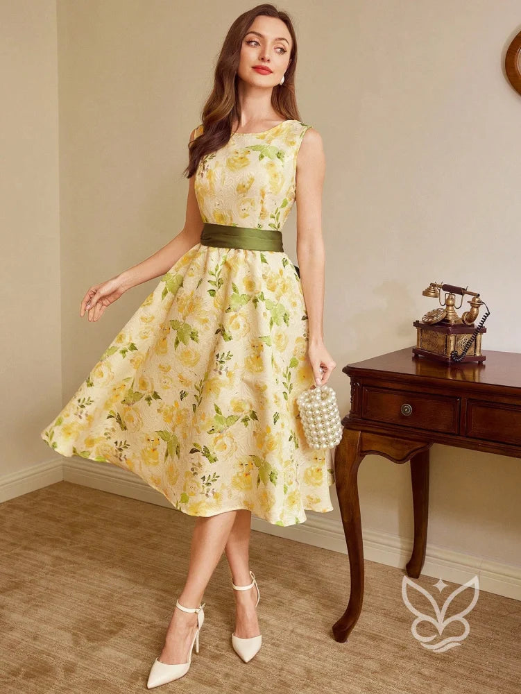 Vestido A-Line Renda Floral Com Cintura Marcada Romântico Vestido A-Line Renda Floral Com Cintura Marcada Romântico