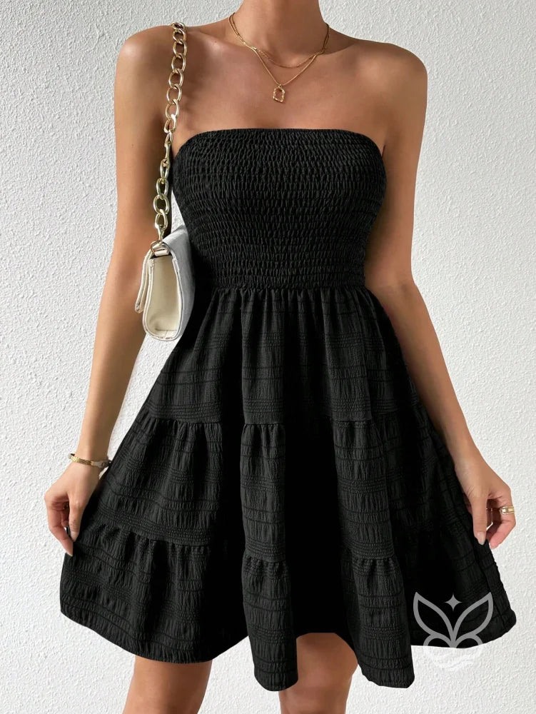 Vestido Bandeau Com Franzidos E Barra Plissada Vestido Bandeau Com Franzidos E Barra Plissada