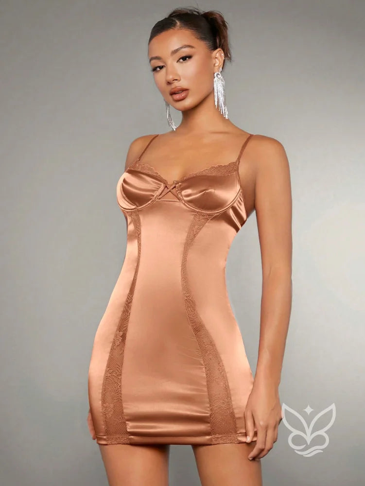 Vestido Bodycon Com Bustier Detalhes Em Renda E Alças Finas Vestido Bodycon Com Bustier Detalhes Em Renda E Alças Finas