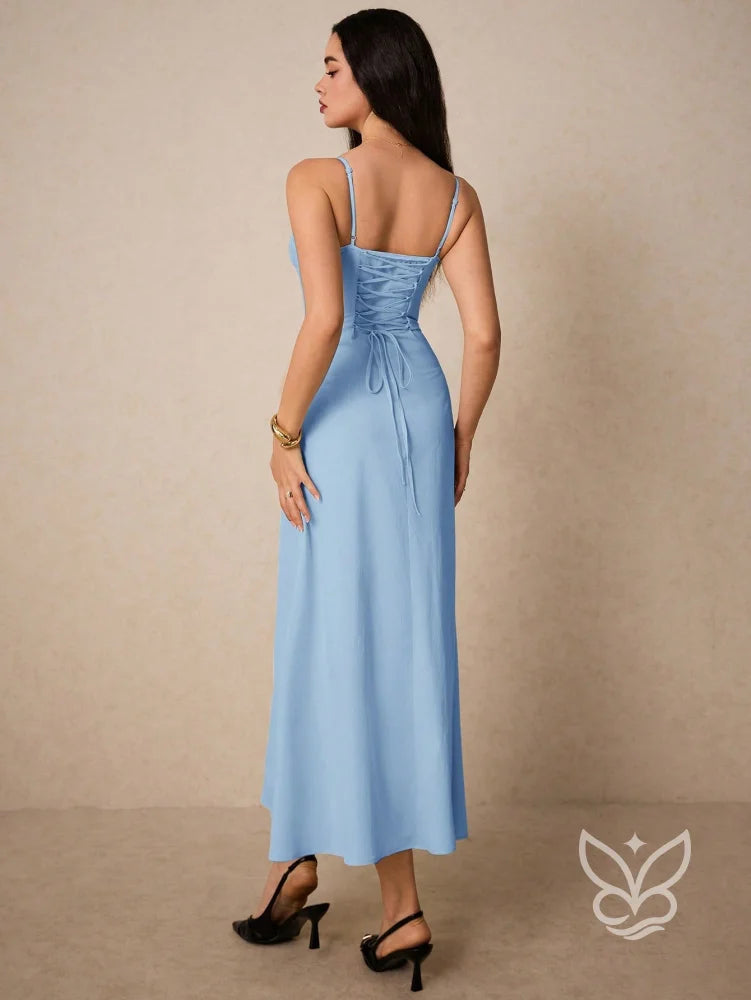Vestido Casual com Franzido no Busto e Alças Finas Vestido Casual com Franzido no Busto e Alças Finas
