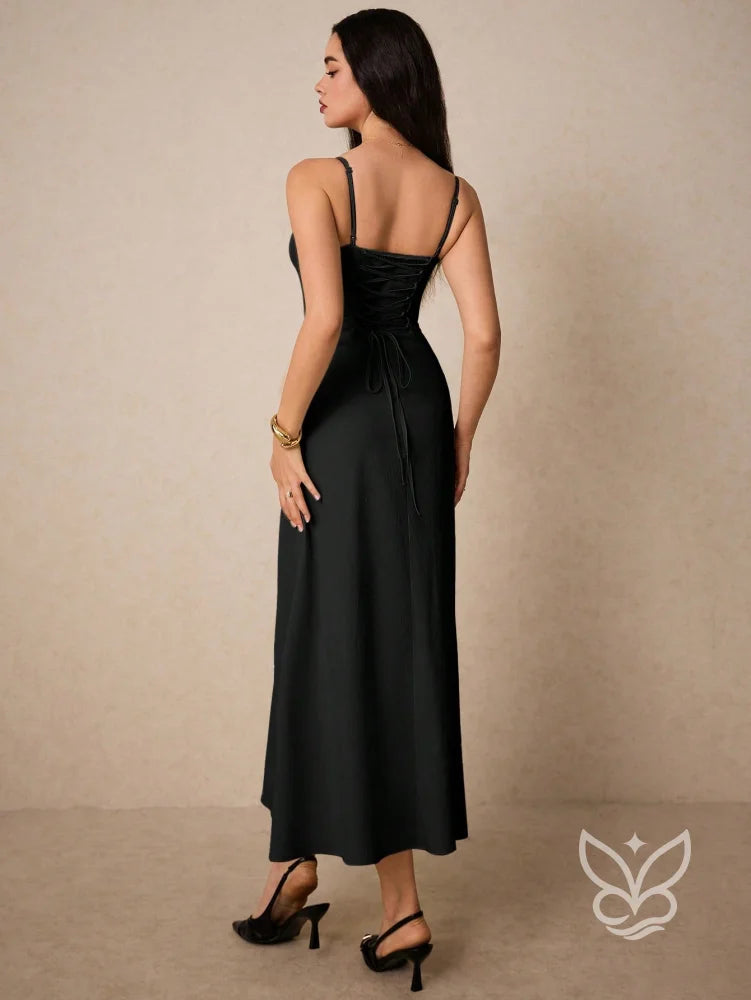 Vestido Casual com Franzido no Busto e Alças Finas Vestido Casual com Franzido no Busto e Alças Finas