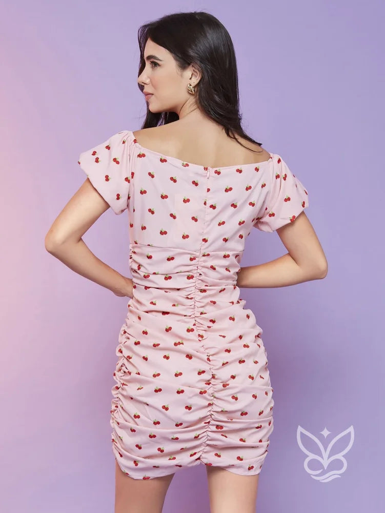 Vestido Ciganinha Curto Com Estampa De Corações Vestido Ciganinha Curto Com Estampa De Corações