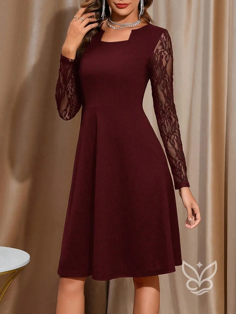 Vestido Com Manga Longa De Tule E Cinto Elegante Ajustado Vestido Com Manga Longa De Tule E Cinto Elegante Ajustado