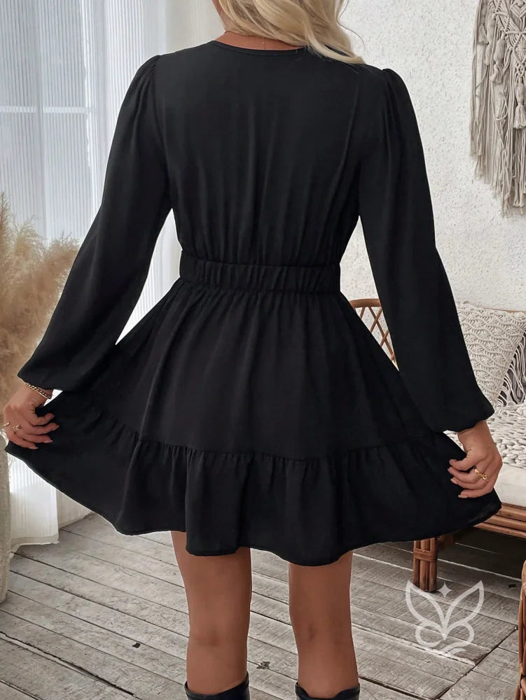 Vestido Curto Com Bordado Étnico E Manga Longa Vestido Curto Com Bordado Étnico E Manga Longa