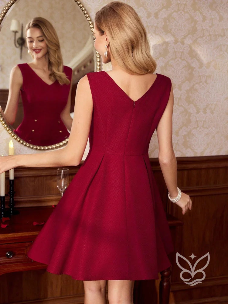 Vestido Fit And Flare Com Decote Em V E Botões Decorativos Vestido Fit And Flare Com Decote Em V E Botões Decorativos